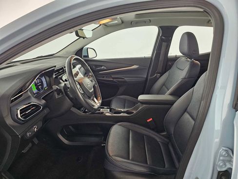 Used 2023 Chevrolet Bolt EUV Premier w/ Sun & Sound Package image 19