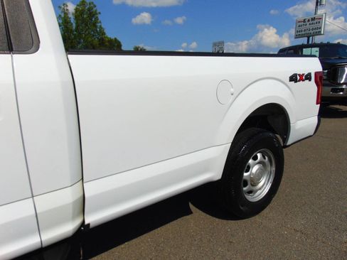 Used 2017 Ford F150 XL w/ Equipment Group 101A Mid AWD/4WD image 23