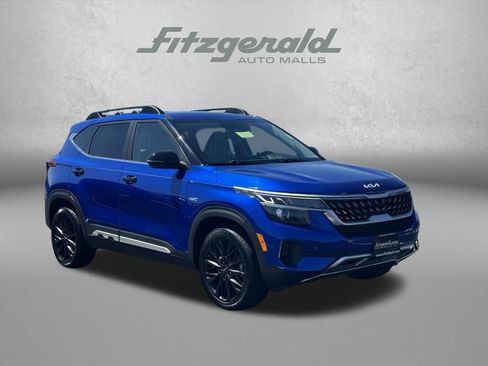 Used 2022 Kia Seltos Nightfall Edition AWD/4WD image 1