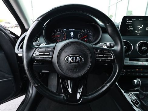 Used 2019 Kia Stinger Premium AWD/4WD image 11