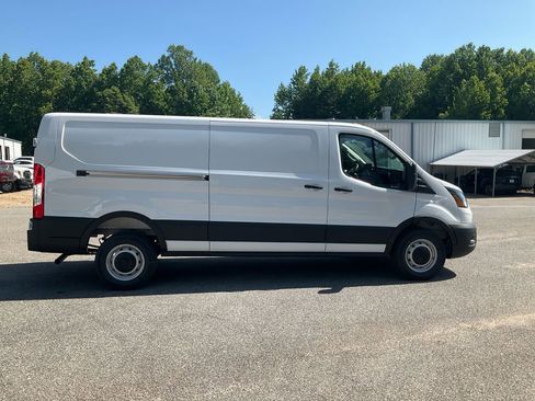 New 2026 Ford Transit 250 Low Roof RWD image 4