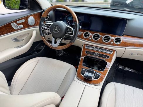Used 2020 Mercedes-Benz E 450 4MATIC Sedan w/ Parking Assistance Package image 42