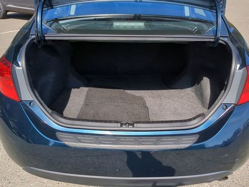 Used 2017 Toyota Corolla XSE w/ Carpet Mat Package (TMS) image 26