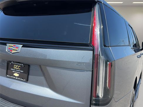 Used 2022 Cadillac Escalade ESV Sport AWD/4WD image 50
