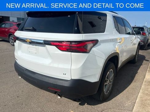 Used 2023 Chevrolet Traverse LT FWD image 10