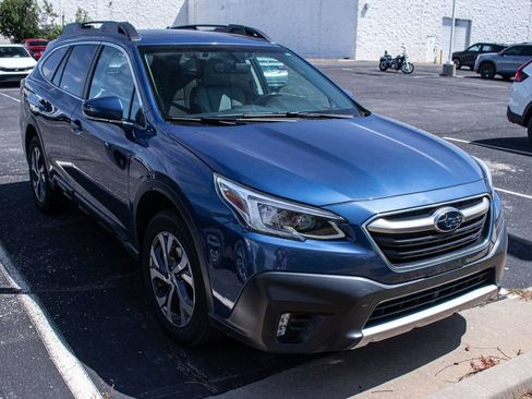 Used 2022 Subaru Outback Limited AWD/4WD image 3