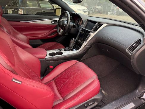 Used 2018 INFINITI Q60 3.0t Sport image 14