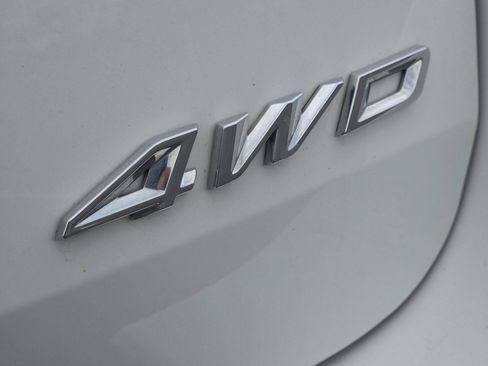 Used 2025 Ford Explorer ST-Line w/ ST-Line Street Pack AWD/4WD image 5