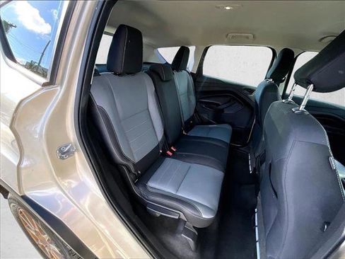 Used 2018 Ford Escape S image 28