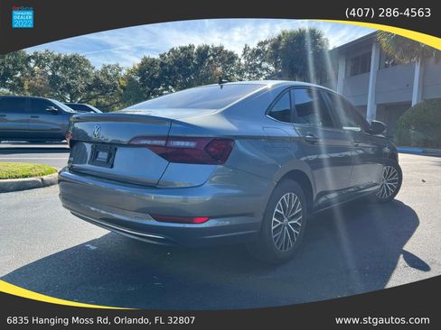 Used 2021 Volkswagen Jetta SE image 5