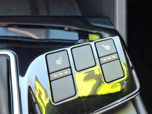 Used 2025 Kia Sportage X-Line w/ Premium Package image 26