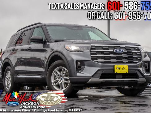 New 2026 Ford Explorer Active w/ Active Comfort Package RWD image 1