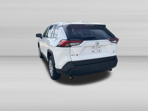 Used 2025 Toyota RAV4 LE AWD/4WD image 7
