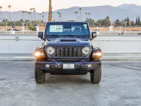 New 2026 Jeep Gladiator Sport image 3