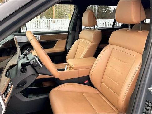 Used 2025 Hyundai Santa Fe Limited image 25