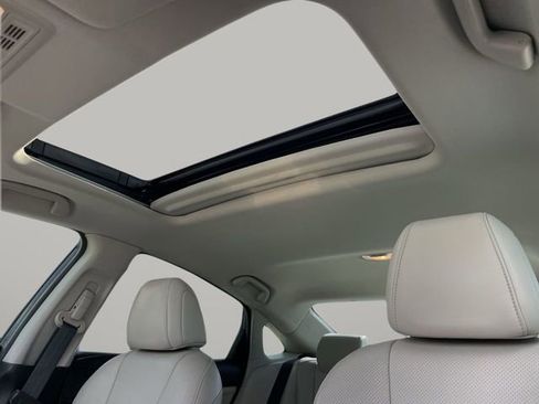 Used 2020 Honda Insight Touring image 21