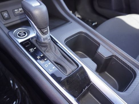 Used 2025 Nissan Sentra SV w/ All-Weather Package FWD image 16