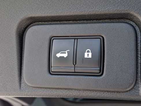 Certified 2023 Nissan Rogue Platinum AWD/4WD image 31