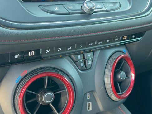 Certified 2022 Chevrolet Blazer RS FWD image 22