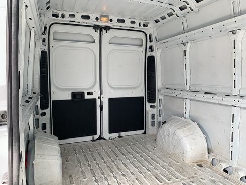 Used 2023 RAM ProMaster 2500 FWD image 32