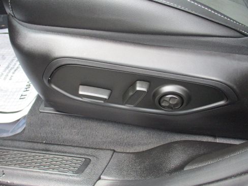 Certified 2023 Jeep Grand Cherokee Altitude AWD/4WD image 15