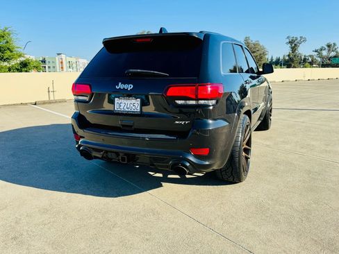 Used 2014 Jeep Grand Cherokee SRT8 w/ Luxury Group II image 21