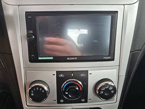 Used 2011 Chevrolet Malibu LT w/ Power Convenience Package FWD image 16