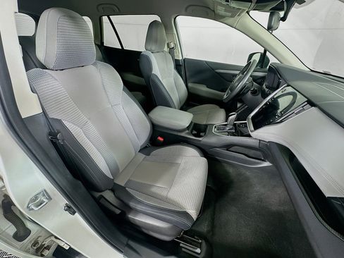 Used 2023 Subaru Outback Premium AWD/4WD image 29