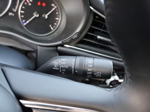 Certified 2025 MAZDA CX-30 AWD 2.5 S w/ Preferred Package image 37