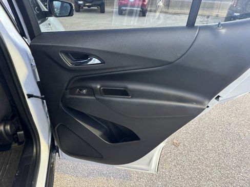 Used 2018 Chevrolet Equinox LT image 30