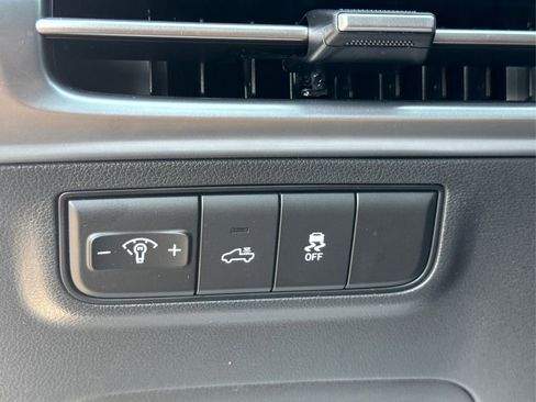 New 2025 Hyundai Santa Cruz SE image 28