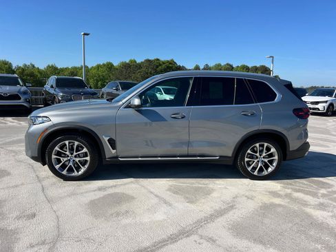 Used 2024 BMW X5 sDrive40i w/ Premium Package RWD image 8