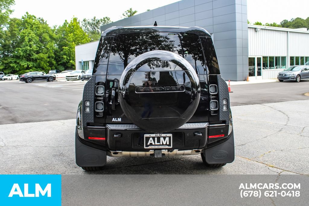 Used 2025 Land Rover Defender 110 X AWD/4WD image 10