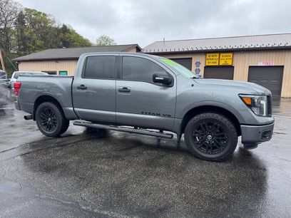 Used 2018 Nissan Titan SV w/ SV Convenience Package