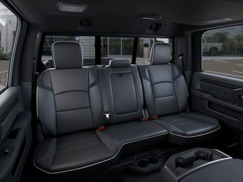 New 2026 RAM 3500 Laramie AWD/4WD image 15