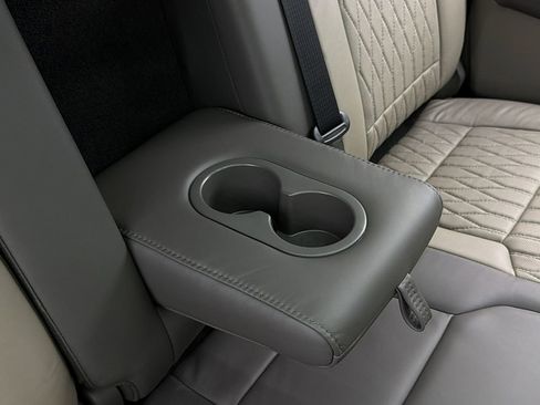 Used 2026 Ford F450 Platinum w/ Platinum Plus Package image 44