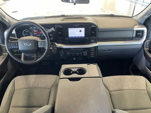 Used 2025 Ford F250 XLT AWD/4WD image 11