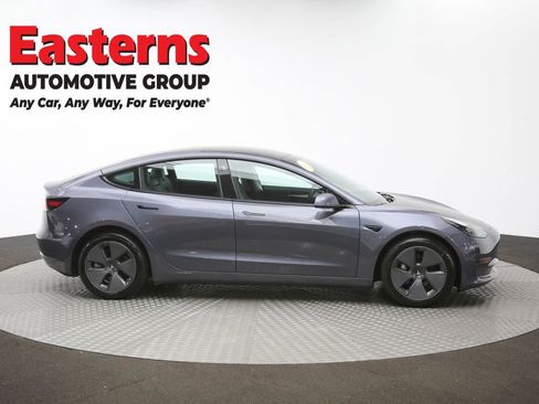 Used 2023 Tesla Model 3 Standard Range image 43