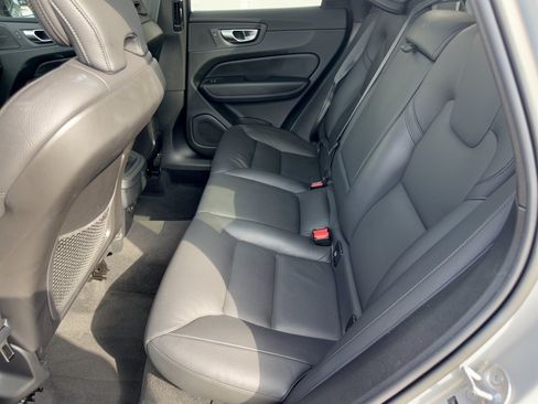 Used 2024 Volvo XC60 B5 Plus AWD/4WD image 25