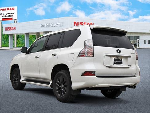 Used 2022 Lexus GX 460 Premium image 3
