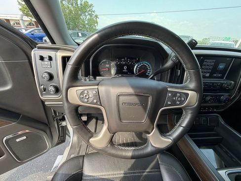 Used 2017 GMC Sierra 1500 Denali AWD/4WD image 29