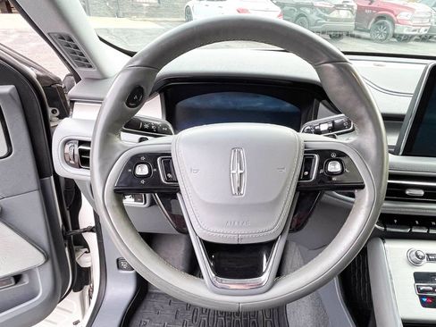 Used 2020 Lincoln Aviator Reserve w/ Equipment Group 202A image 11