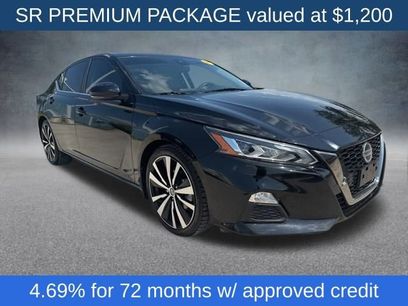 Used 2021 Nissan Altima 2.5 SR w/ SR Premium Package