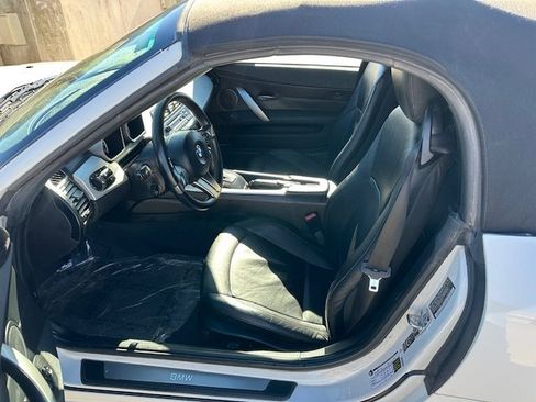 Used 2006 BMW Z4 3.0si image 13