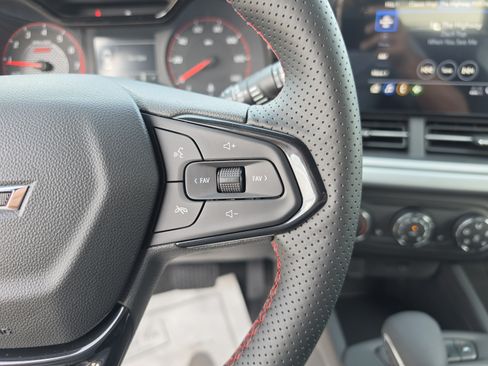 New 2026 Chevrolet Trax RS w/ Driver Confidence Package FWD image 33