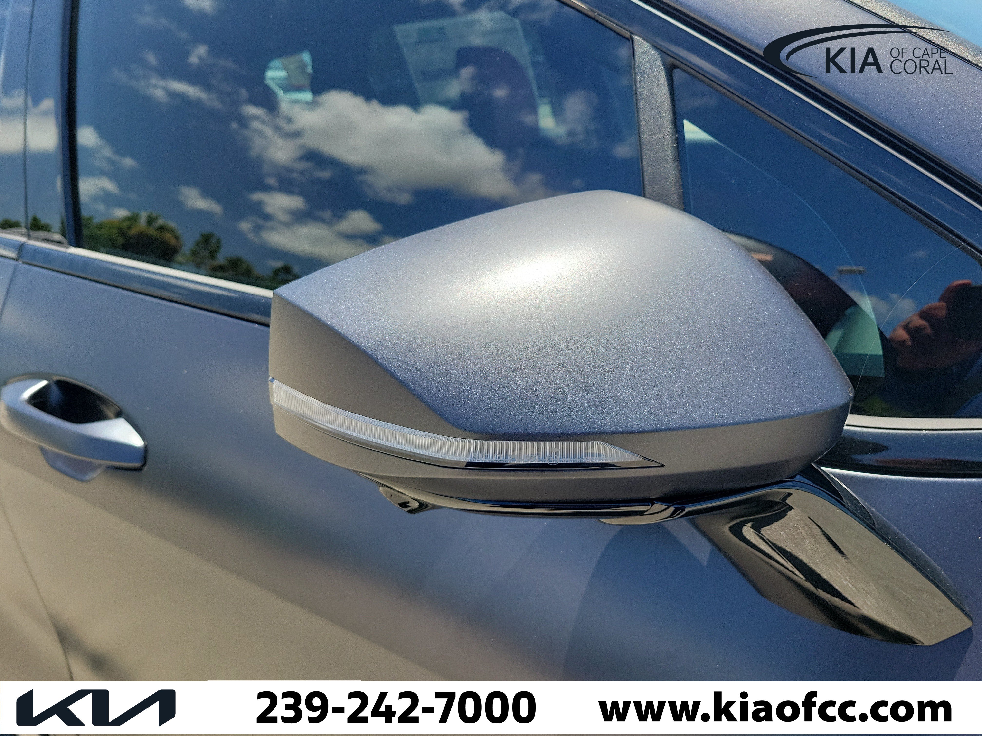 New 2026 Kia Sportage SX FWD image 8