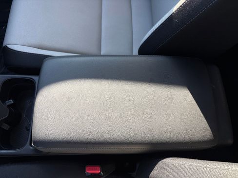 Used 2025 Honda CR-V EX image 26