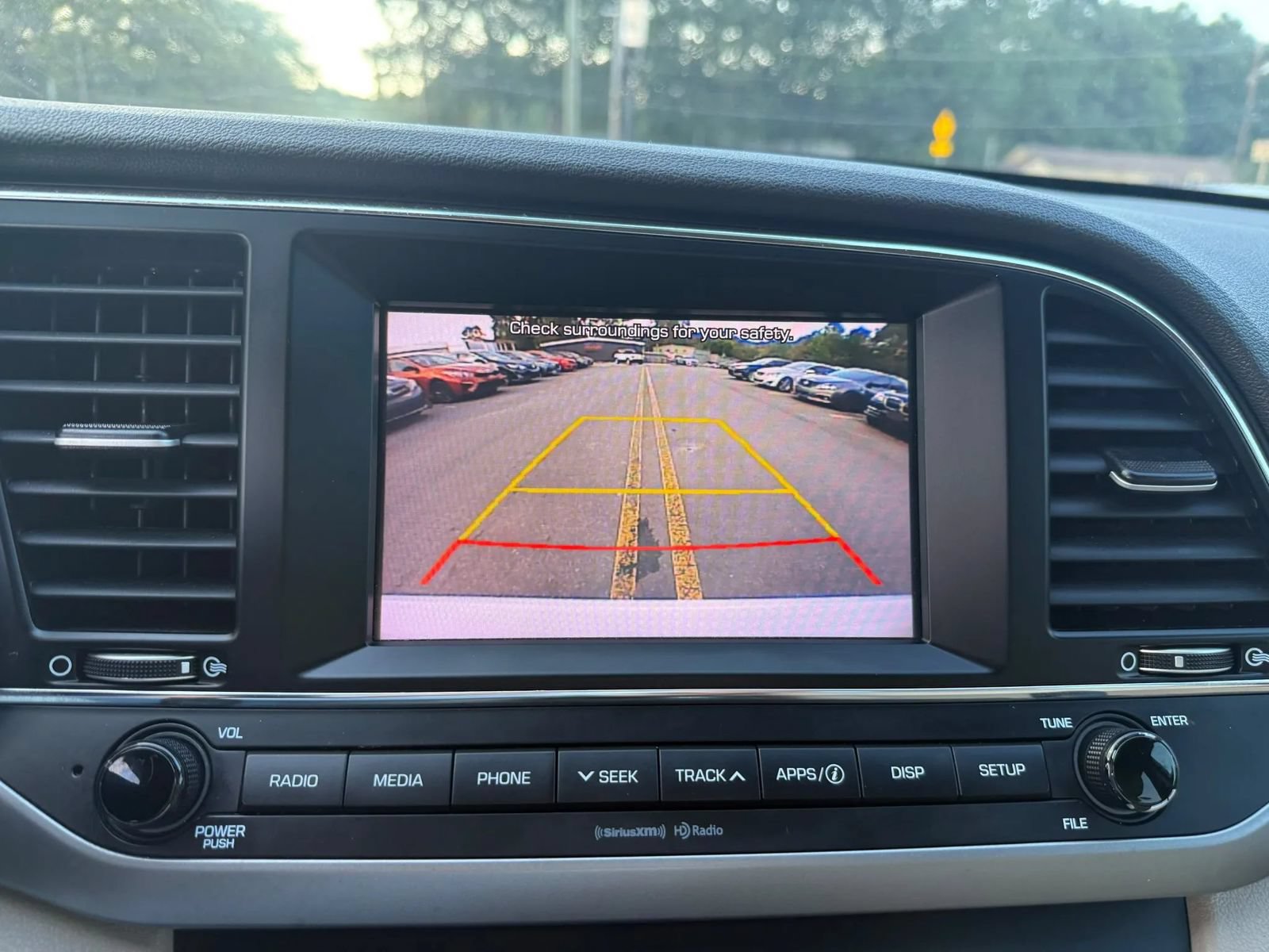 Used 2017 Hyundai Elantra SE FWD image 18