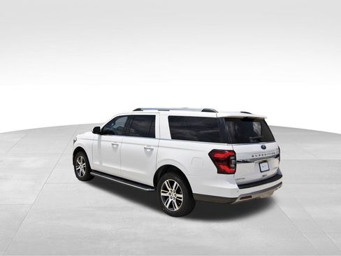 Used 2023 Ford Expedition Max Limited AWD/4WD image 3