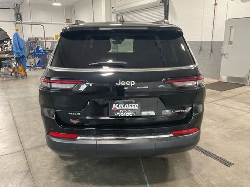 Used 2023 Jeep Grand Cherokee L Limited AWD/4WD image 5